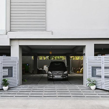 Super Townhouse De Alphabet Karmanghat Hyderabad Exterior foto
